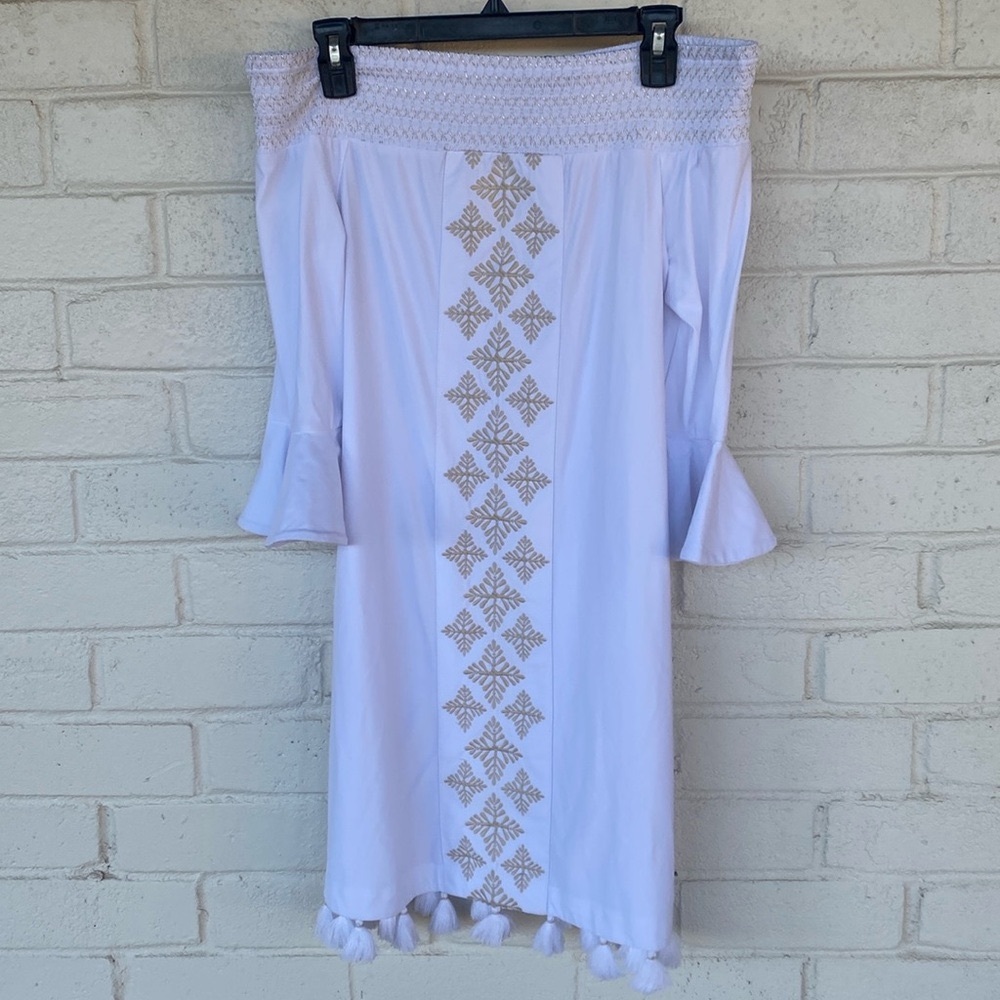 NWT Cabana Life White Embroidered Off The Shoulder Dress S - Picture 2 of 10